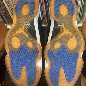 Retro air Jordan 11. Rare size 12.5. Purchased in 2000 at Nike town Chicago. Jordan | Shoes | Retro Air Jordan 1 Rare Size 125 Purchased  main image 4